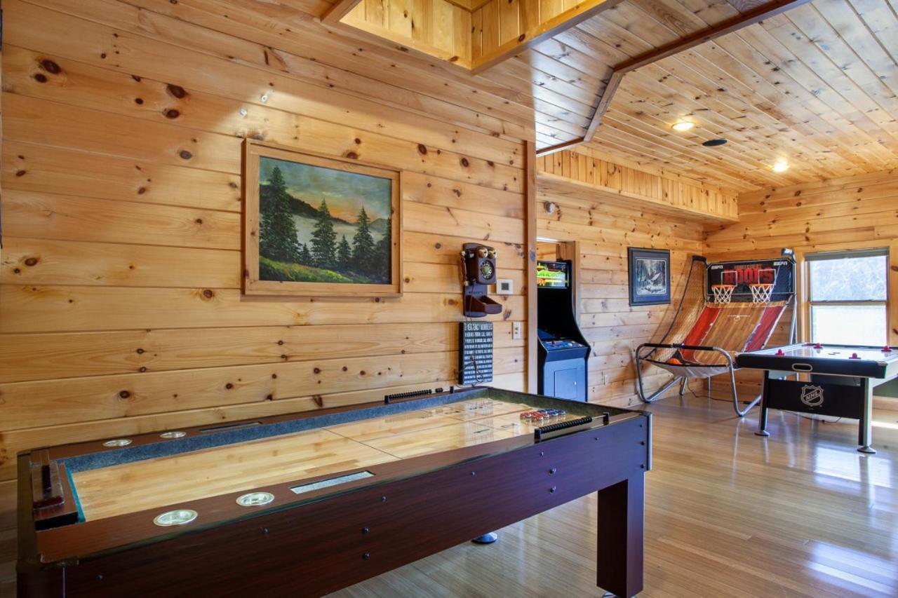 Black Bear Reserve - Mtn View, Hot Tub, Game Room Sevierville Exterior photo