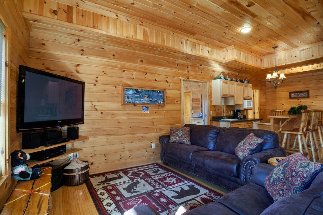Black Bear Reserve - Mtn View, Hot Tub, Game Room Sevierville Exterior photo